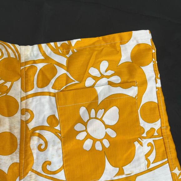 Vintage Hawaiian Floral Shorts Size 32 • Yellow White Aloha Print Swim Trunks - Picture 10 of 10